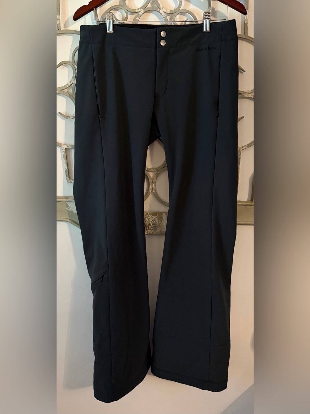 THE NORTH FACE TNF APEX SKI PANTS - WOMEN'S Size M